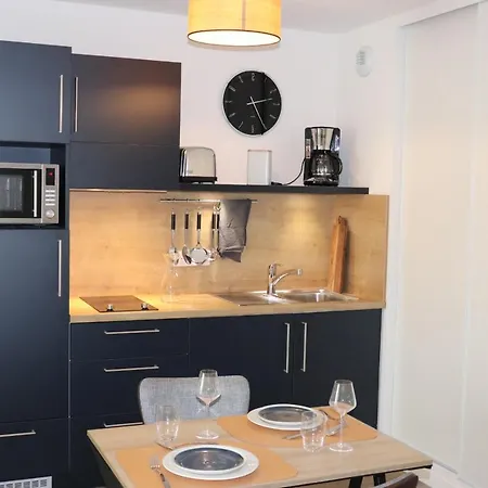 Domitys - Le Parc Des Aubiers 4*