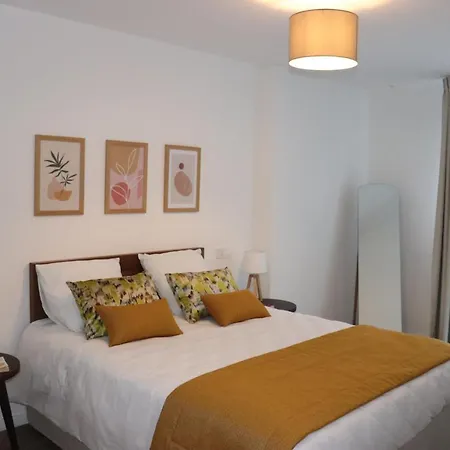 Apart Otel Domitys Services Seniors Le Parc Des Aubiers *