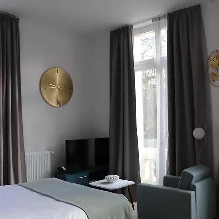 Domitys Le Parc Des Aubiers Appart hôtel