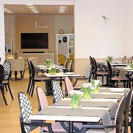 Domitys - Le Parc Des Aubiers Apartmanhotel 4*