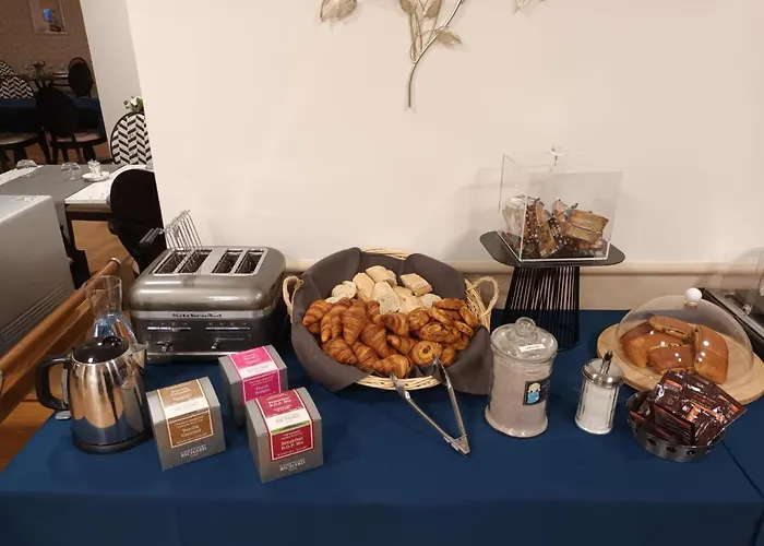 Apart Otel Domitys Services Seniors Le Parc Des Aubiers 4*